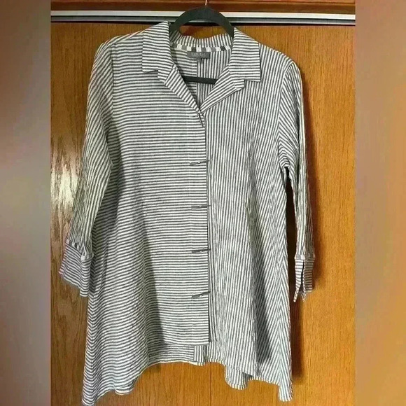 Habitat Asymmetric button down tunic top S - Picture 2 of 8